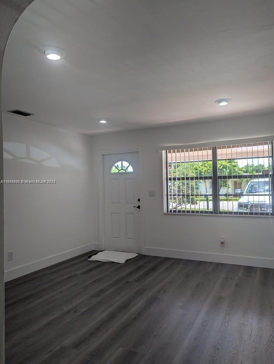 Real estate property located at 6137 Dewey St, Broward, Beverly Park, Hollywood, FL