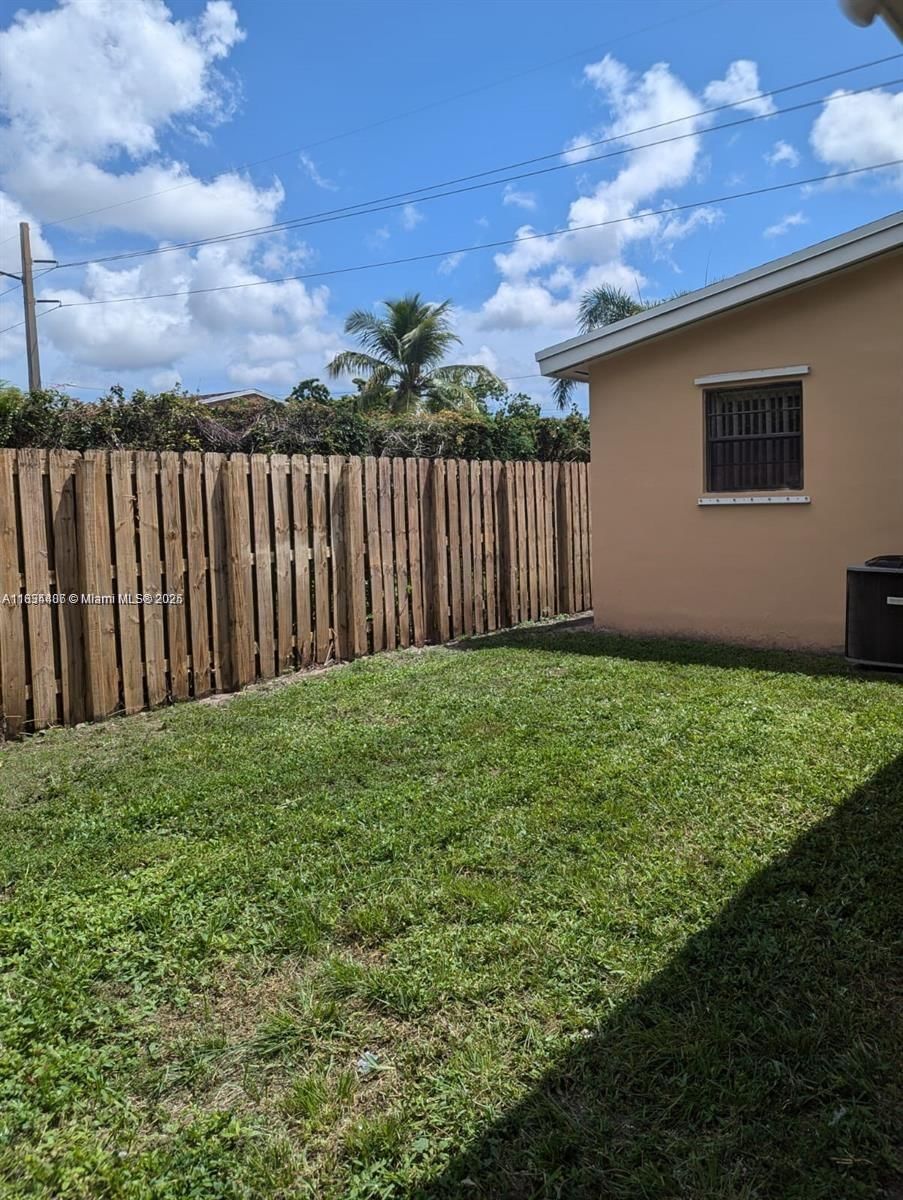 Real estate property located at 6137 Dewey St, Broward, Beverly Park, Hollywood, FL