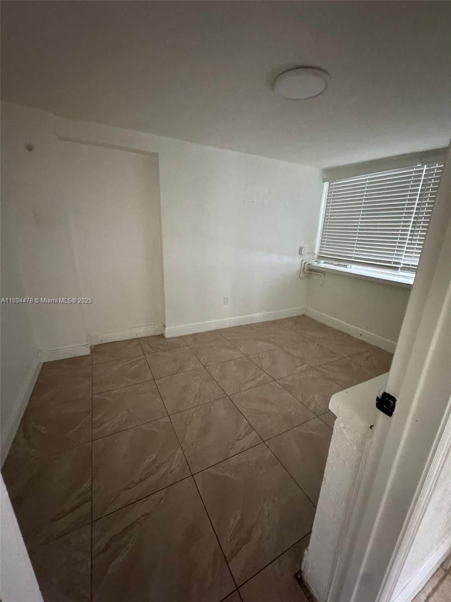 Real estate property located at 561 159th St, Miami-dade, Fulford Highlands 3 Addn, Miami, FL