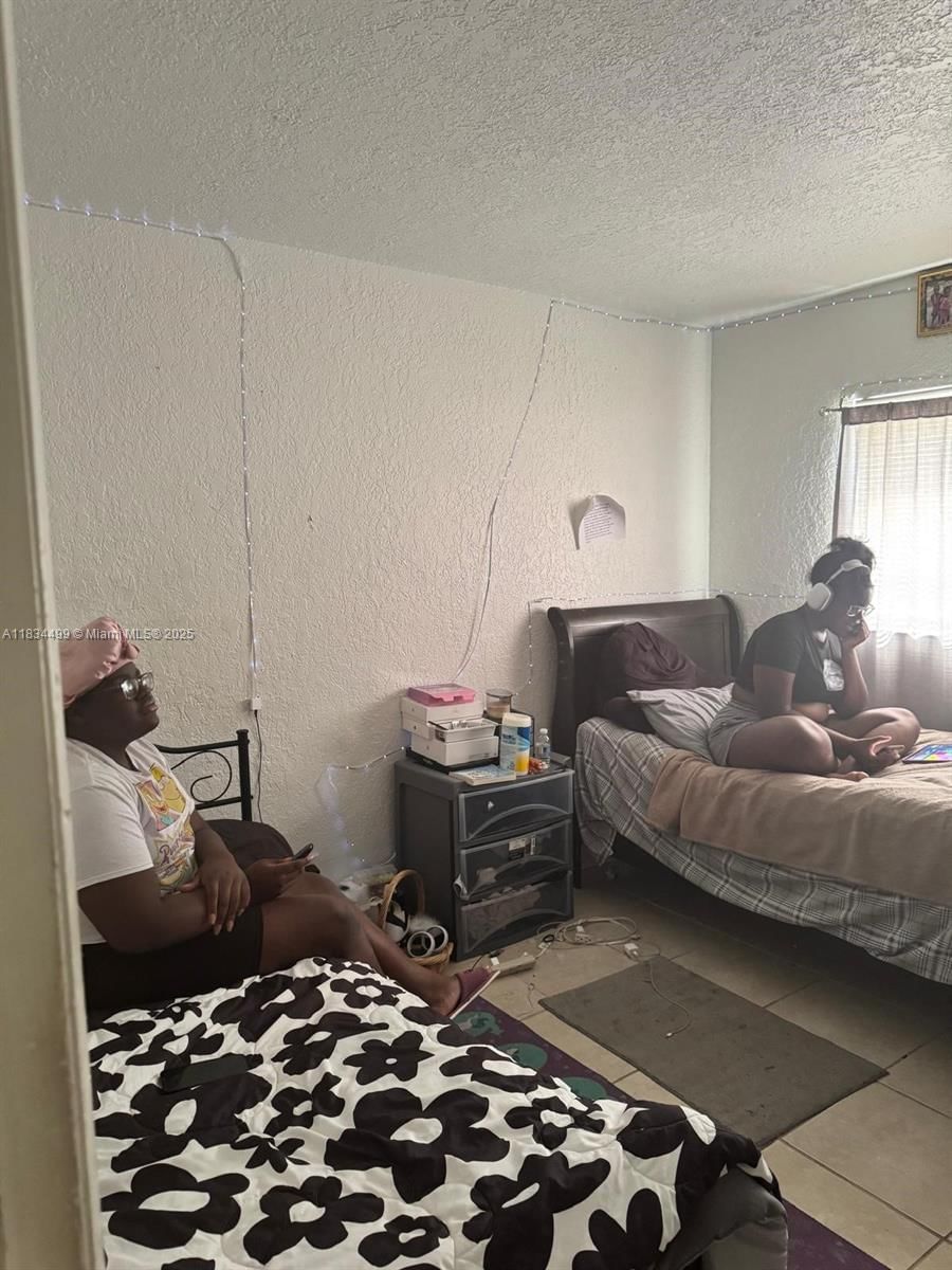 Real estate property located at 4160 21st St #142B, Broward, Calypso Cay Condo, Lauderhill, FL