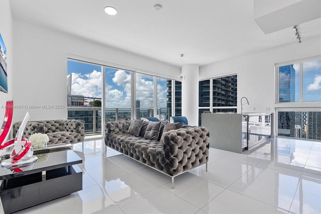 Real estate property located at 1080 Brickell Ave #4209, Miami-dade, The Bondo (1080 Brickell), Miami, FL