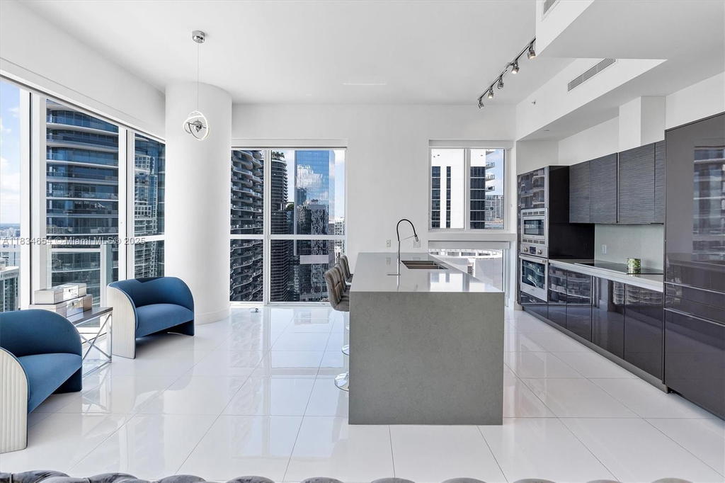 Real estate property located at 1080 Brickell Ave #4209, Miami-dade, The Bondo (1080 Brickell), Miami, FL