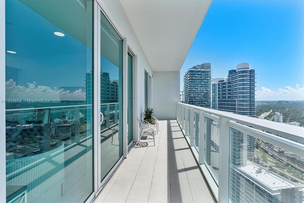 Real estate property located at 1080 Brickell Ave #4209, Miami-dade, The Bondo (1080 Brickell), Miami, FL