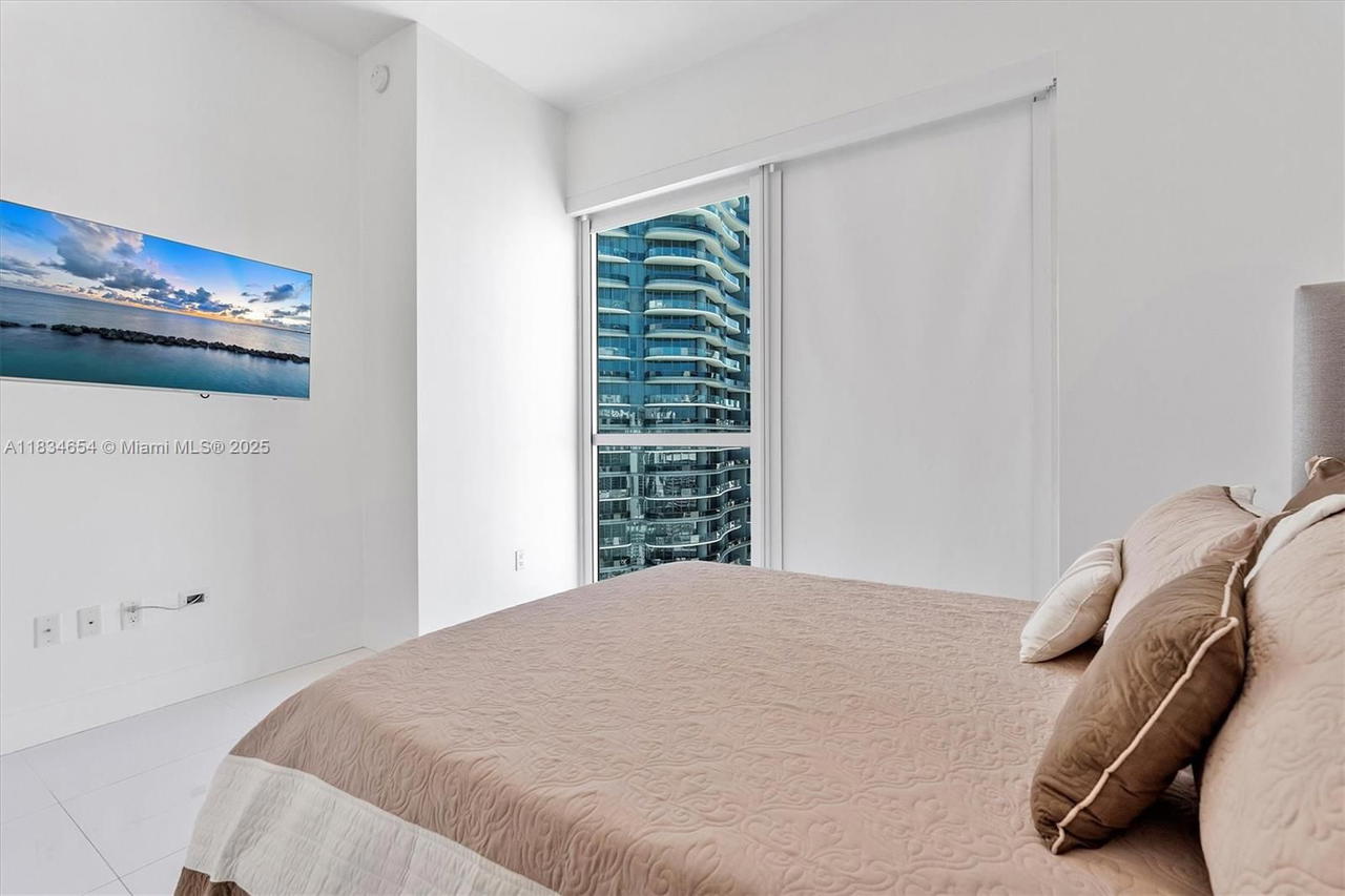 Real estate property located at 1080 Brickell Ave #4209, Miami-dade, The Bondo (1080 Brickell), Miami, FL