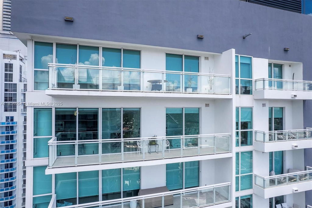 Real estate property located at 1080 Brickell Ave #4209, Miami-dade, The Bondo (1080 Brickell), Miami, FL