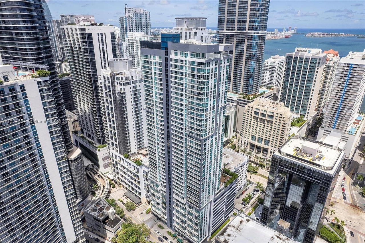 Real estate property located at 1080 Brickell Ave #4209, Miami-dade, The Bondo (1080 Brickell), Miami, FL