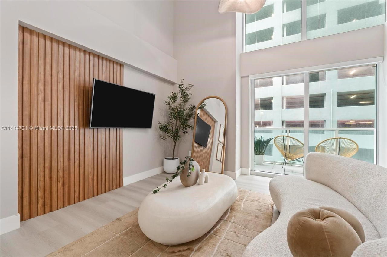 Real estate property located at 41 5th St #501, Miami-dade, Brickell On The River S T, Miami, FL