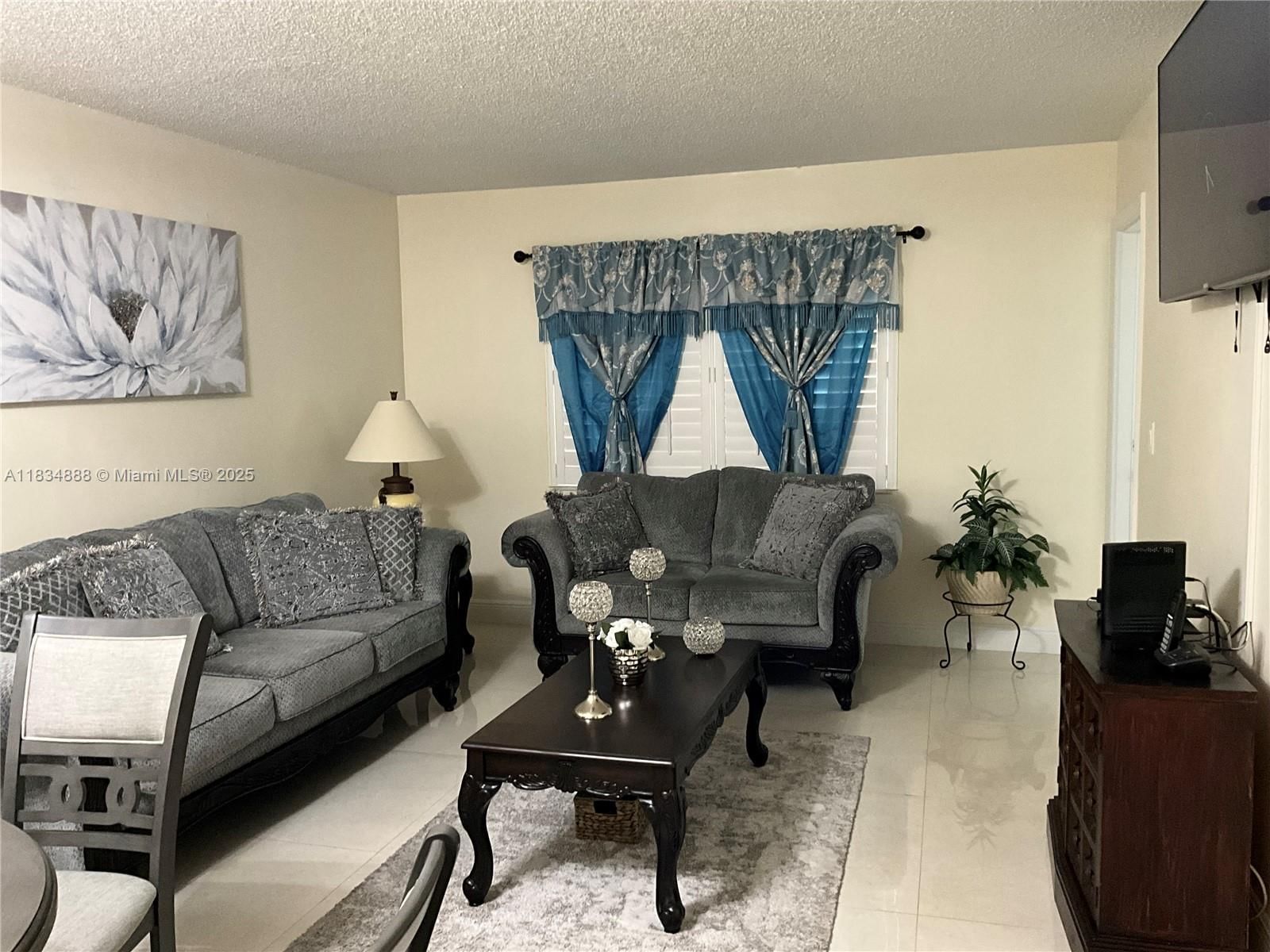 Real estate property located at 300 Berkley Rd #108, Broward, Cambridge House, Hollywood, FL