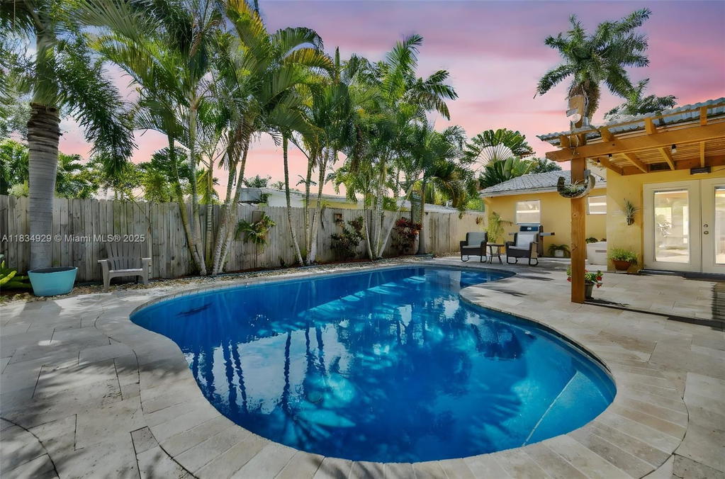 Real estate property located at 1533 Shenandoah St, Broward, Hollywood Homesites Secon, Hollywood, FL