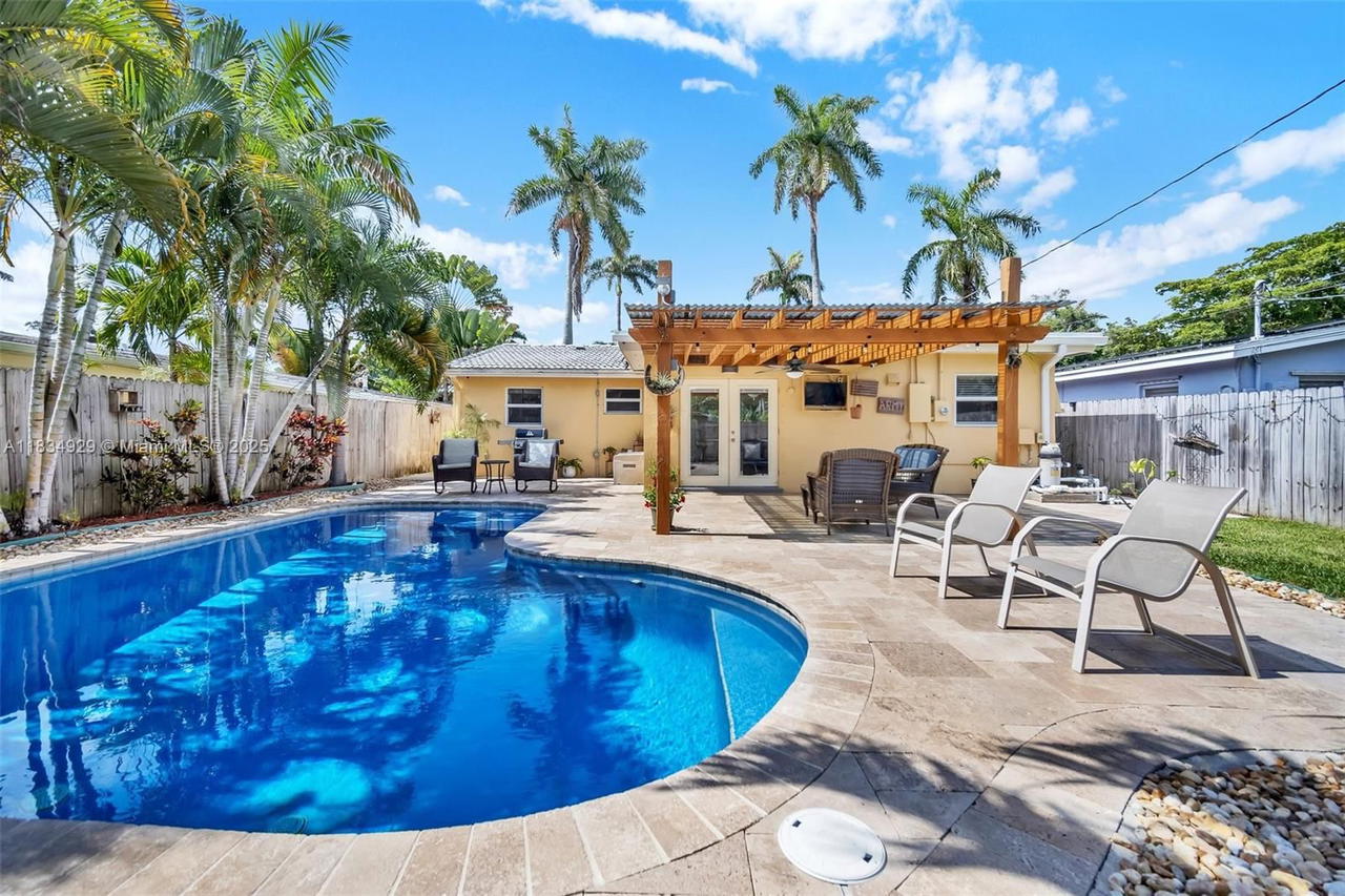 Real estate property located at 1533 Shenandoah St, Broward, Hollywood Homesites Secon, Hollywood, FL