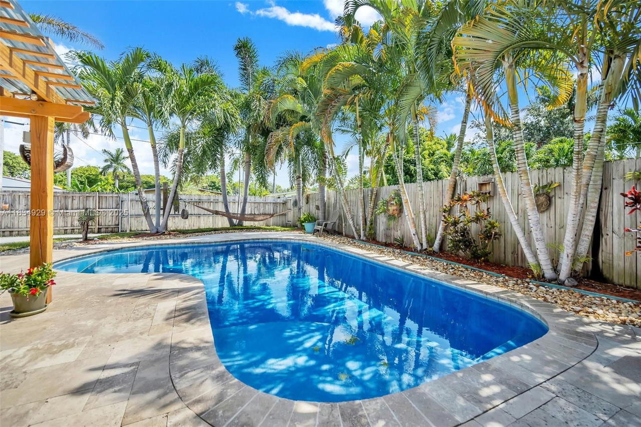 Real estate property located at 1533 Shenandoah St, Broward, Hollywood Homesites Secon, Hollywood, FL