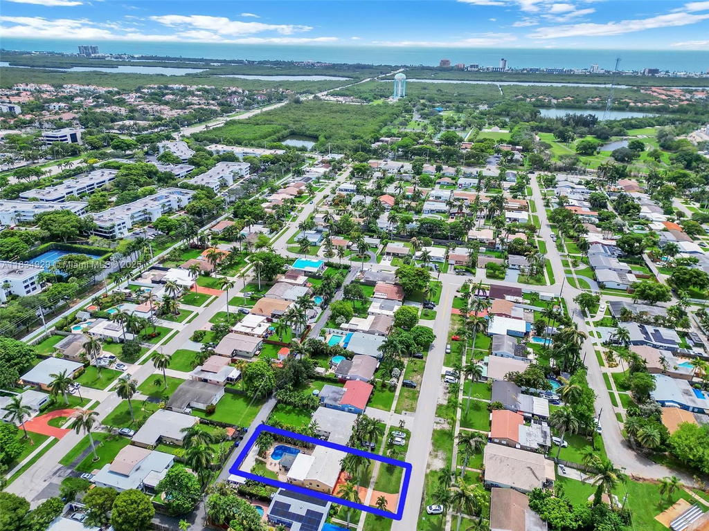 Real estate property located at 1533 Shenandoah St, Broward, Hollywood Homesites Secon, Hollywood, FL