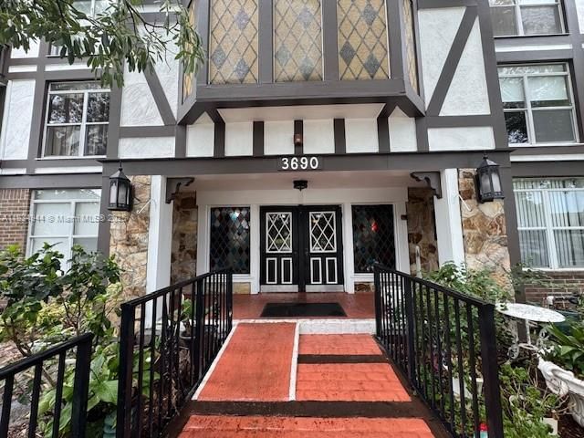 Real estate property located at 3690 Inverrary Dr #1T, Broward, International Village At, Lauderhill, FL