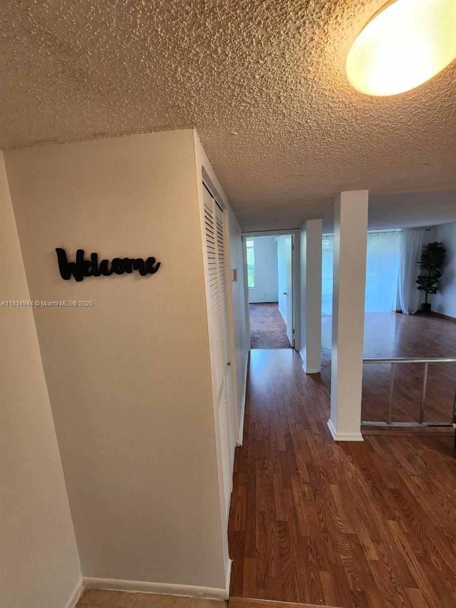 Real estate property located at 3690 Inverrary Dr #1T, Broward, International Village At, Lauderhill, FL