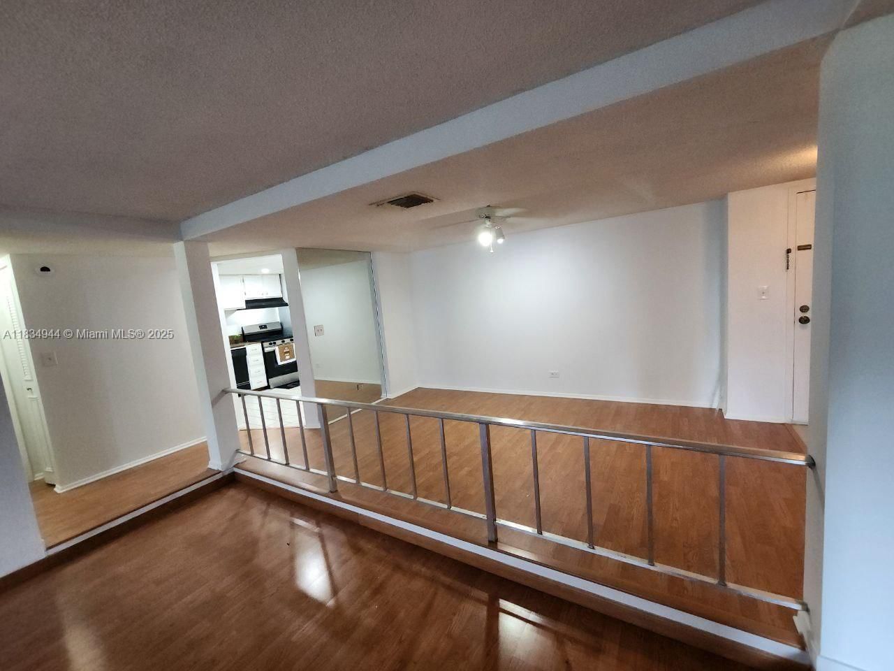 Real estate property located at 3690 Inverrary Dr #1T, Broward, International Village At, Lauderhill, FL