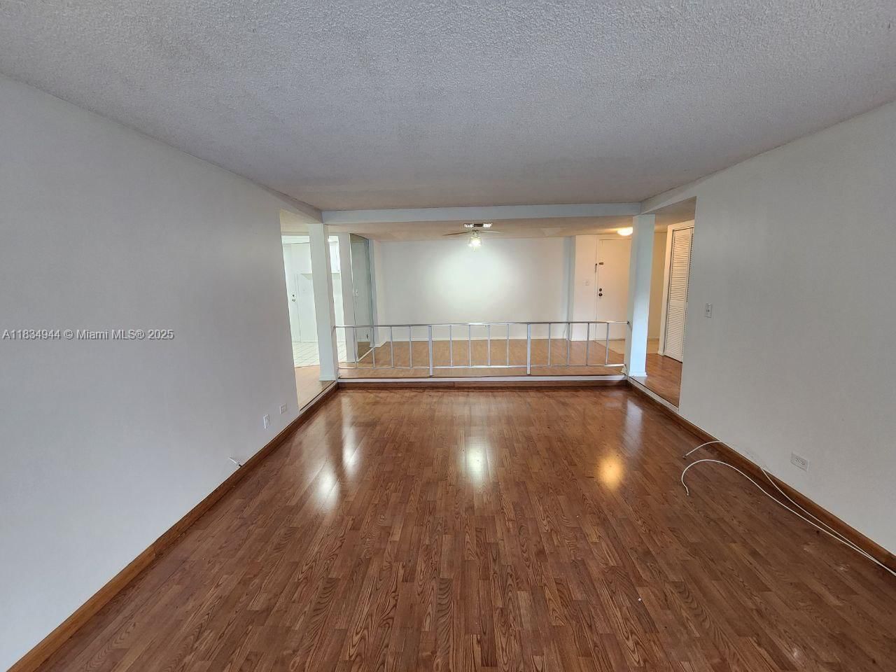 Real estate property located at 3690 Inverrary Dr #1T, Broward, International Village At, Lauderhill, FL