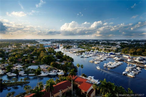 Real estate property located at 1871 S River Dr #1904, Miami-dade, Terrazas Riverpark Villag, Miami, FL