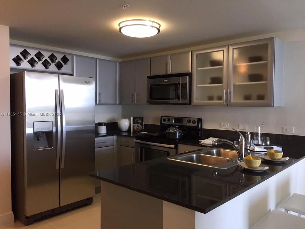 Real estate property located at 1871 S River Dr #1904, Miami-dade, Terrazas Riverpark Villag, Miami, FL
