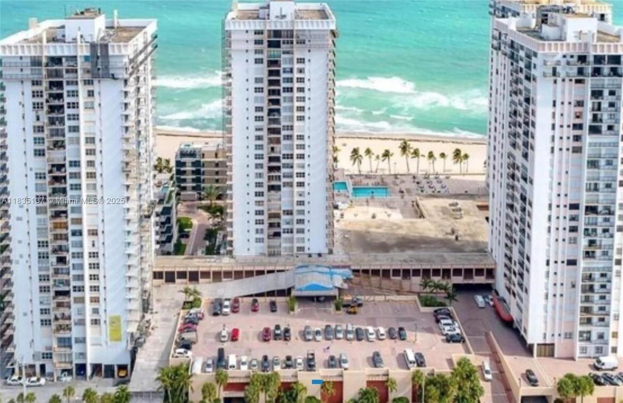 Real estate property located at 2101 Ocean Dr #507, Broward, Quadomain Tower I And Iv, Hollywood, FL