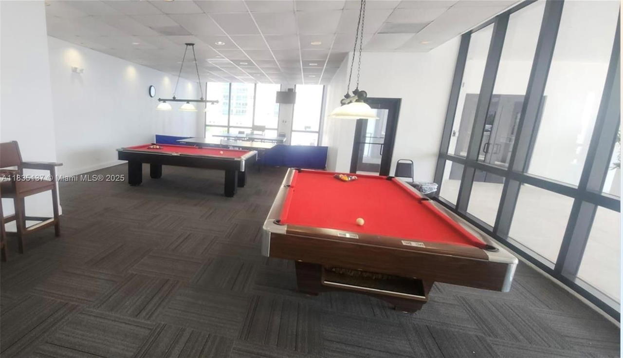 Real estate property located at 2101 Ocean Dr #507, Broward, Quadomain Tower I And Iv, Hollywood, FL