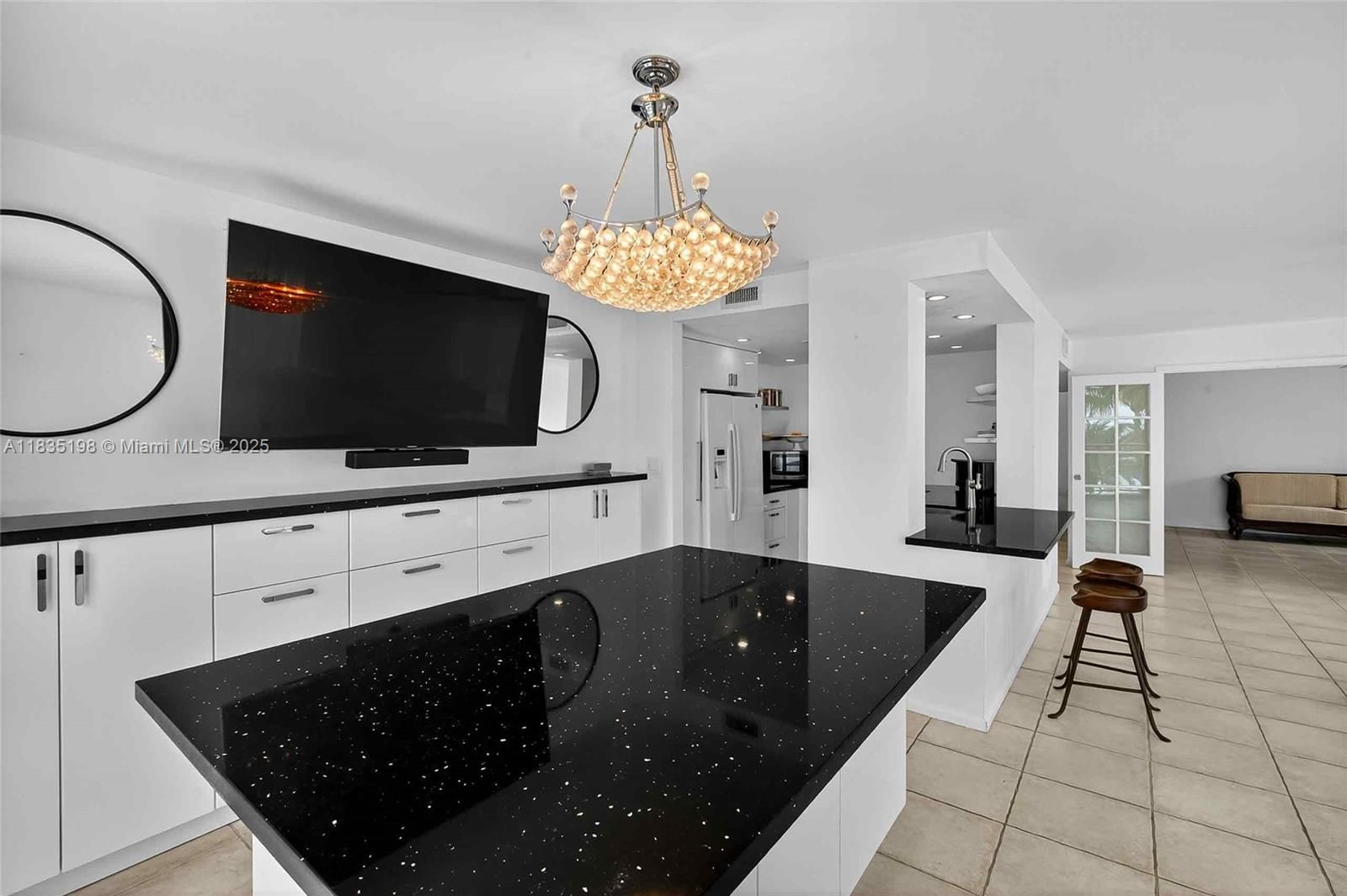Real estate property located at 1600 Bayshore Ln #3A, Miami-dade, 1600 South Bayshore Lane, Coconut Grove, FL