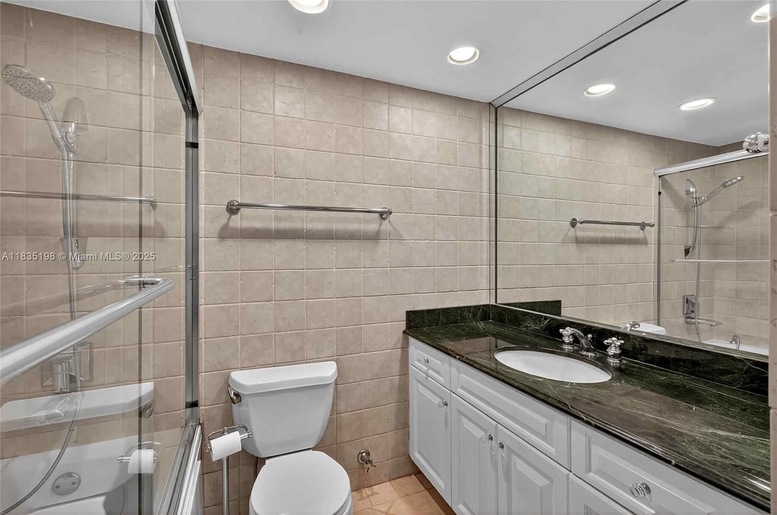 Real estate property located at 1600 Bayshore Ln #3A, Miami-dade, 1600 South Bayshore Lane, Coconut Grove, FL