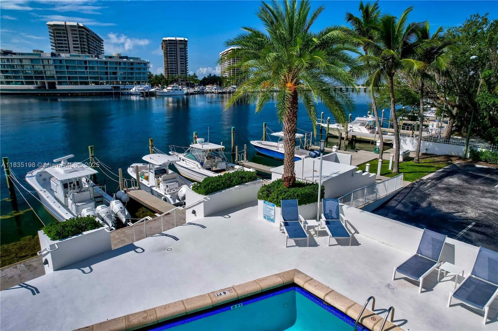 Real estate property located at 1600 Bayshore Ln #3A, Miami-dade, 1600 South Bayshore Lane, Coconut Grove, FL