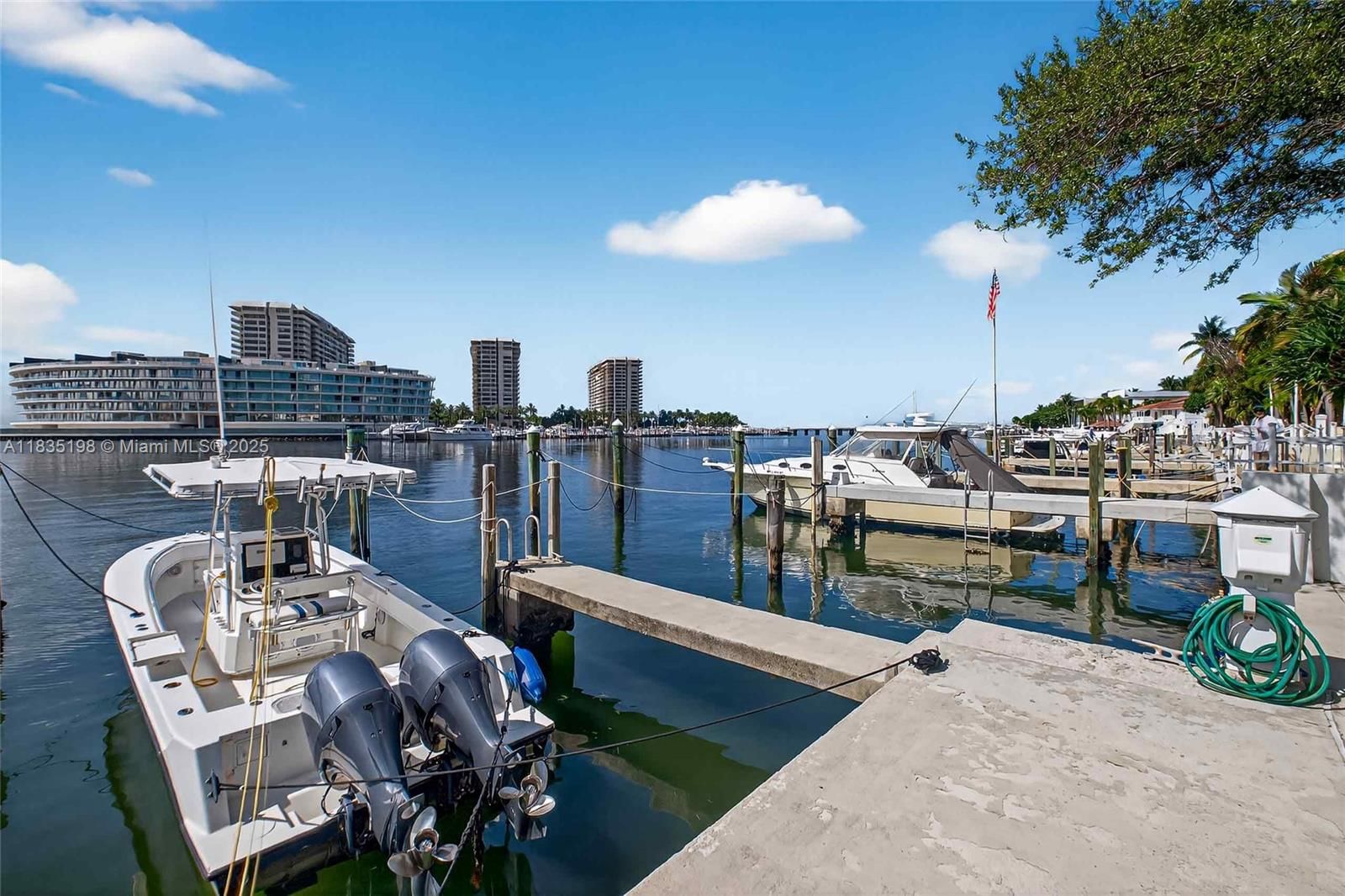 Real estate property located at 1600 Bayshore Ln #3A, Miami-dade, 1600 South Bayshore Lane, Coconut Grove, FL