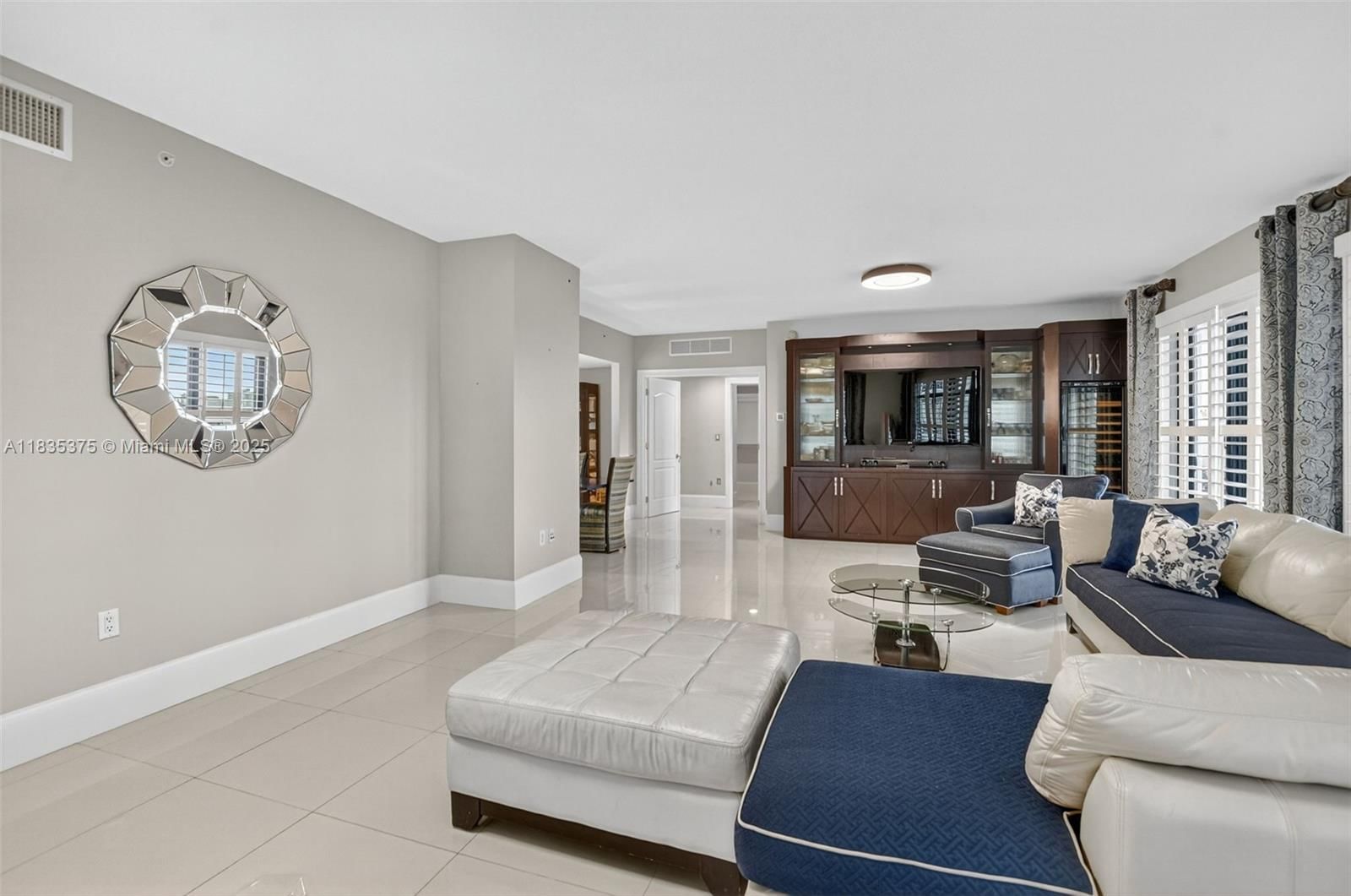 Real estate property located at 200 Palmetto Park Rd #714, Palm Beach, 200 East Palmetto Park Co, Boca Raton, FL
