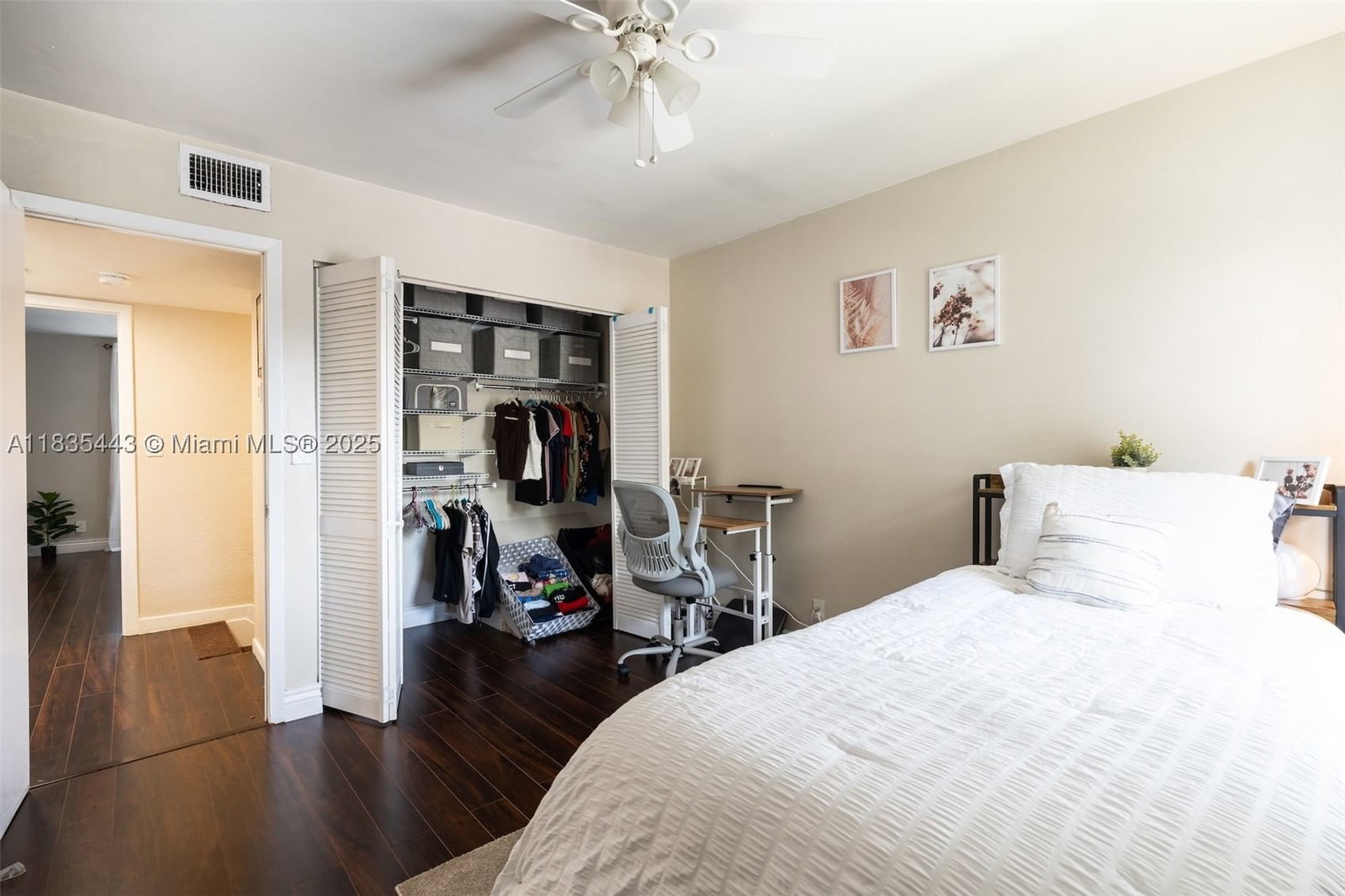 Real estate property located at 8010 18th Ct #1-8, Broward, Arrowhead Golf & Tennis C, Davie, FL
