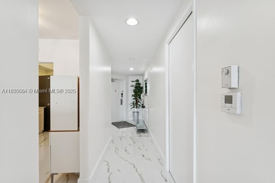 Real estate property located at 18100 Bay Rd #1108, Miami-dade, Marina Bay Club Condo Hot, Sunny Isles Beach, FL