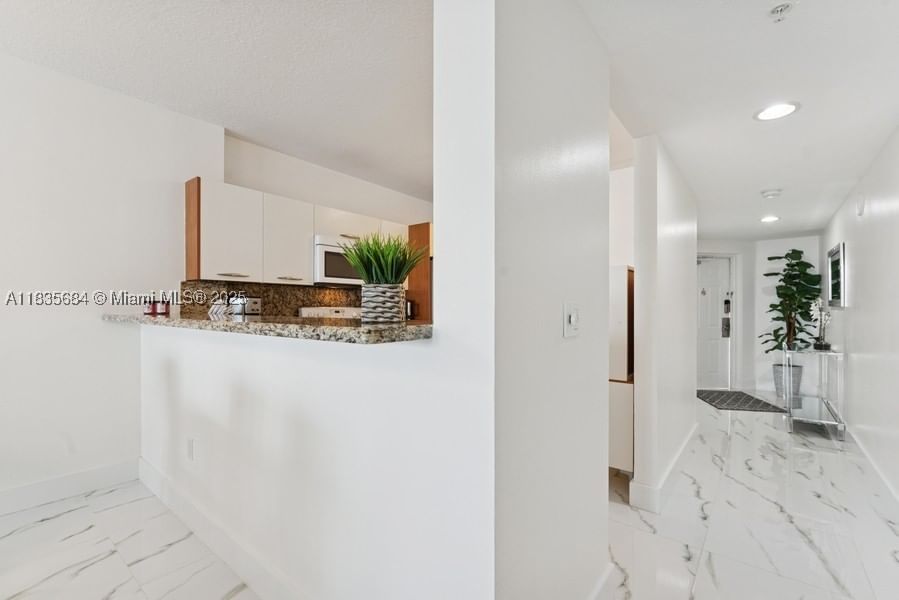 Real estate property located at 18100 Bay Rd #1108, Miami-dade, Marina Bay Club Condo Hot, Sunny Isles Beach, FL