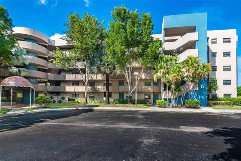 Real estate property located at 901 Colony Point Cir #107, Broward, Colony Point 6 Condo, Pembroke Pines, FL