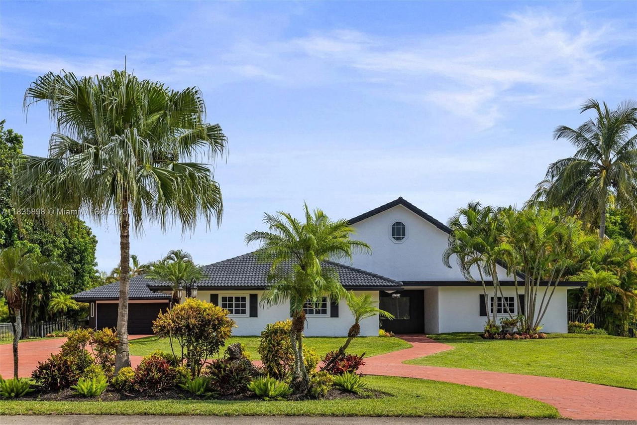 Real estate property located at 11965 15th Ct, Broward, Fla Fruit Lands Co Sub No, Davie, FL