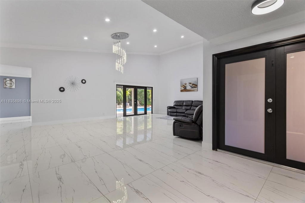 Real estate property located at 11965 15th Ct, Broward, Fla Fruit Lands Co Sub No, Davie, FL