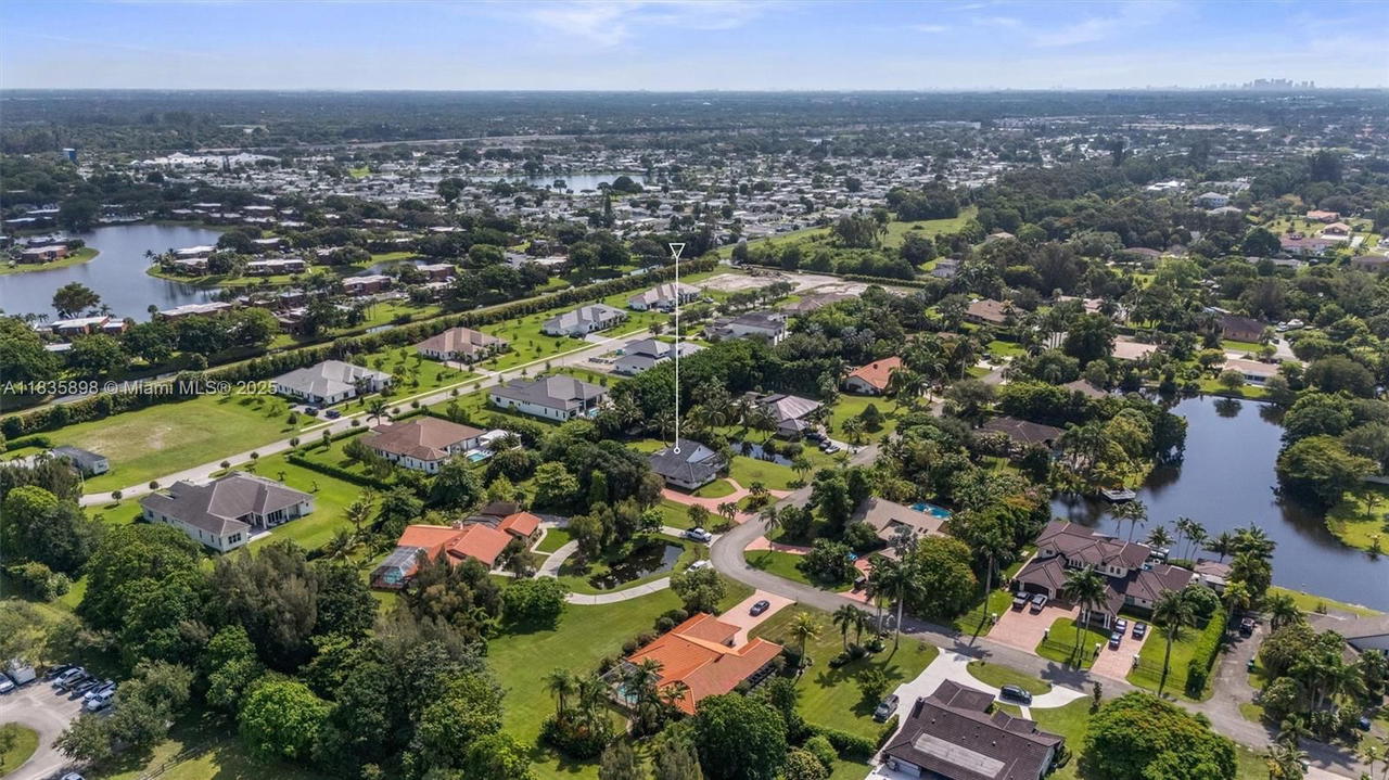 Real estate property located at 11965 15th Ct, Broward, Fla Fruit Lands Co Sub No, Davie, FL