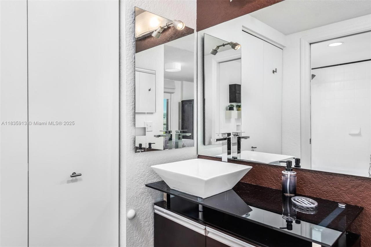 Real estate property located at 816 11th St #1101, Miami-dade, Seybold Pointe Condo, Miami, FL