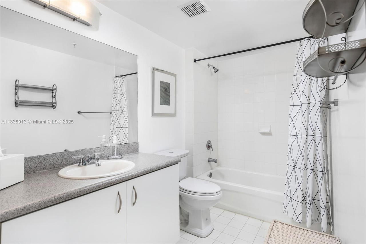 Real estate property located at 816 11th St #1101, Miami-dade, Seybold Pointe Condo, Miami, FL