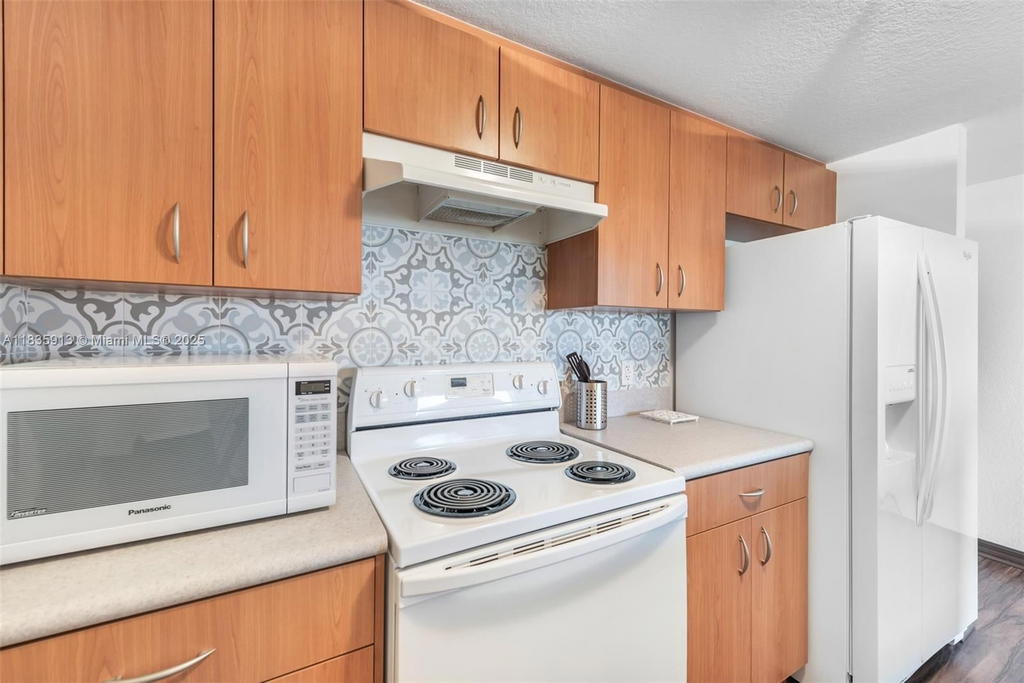 Real estate property located at 816 11th St #1101, Miami-dade, Seybold Pointe Condo, Miami, FL
