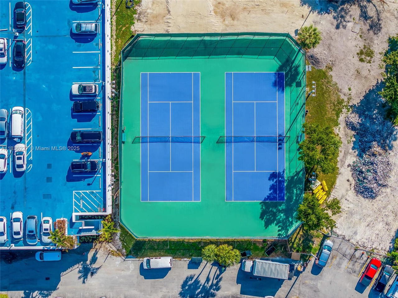 Real estate property located at 100 Bayview Dr #1905, Miami-dade, Arlen House East Condo, Sunny Isles Beach, FL