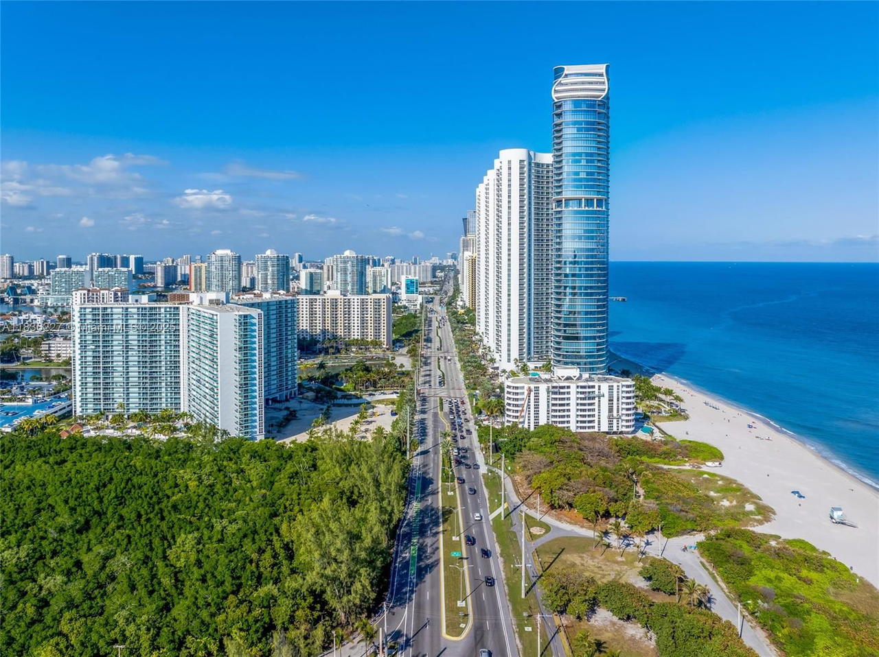 Real estate property located at 100 Bayview Dr #1905, Miami-dade, Arlen House East Condo, Sunny Isles Beach, FL