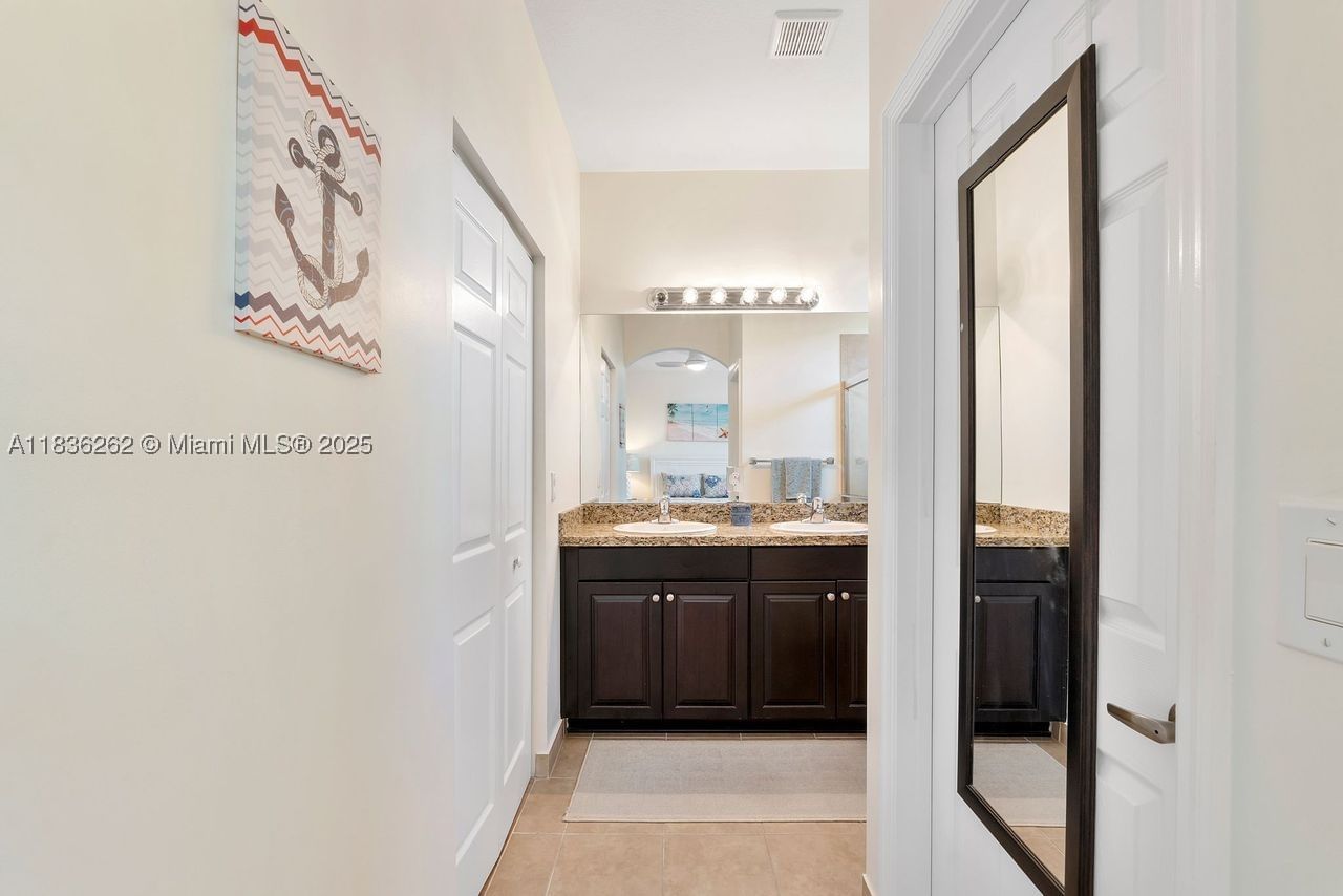 Real estate property located at 2851 Prospect Rd #1306, Broward, Tuscan Villas Condo, Tamarac, FL