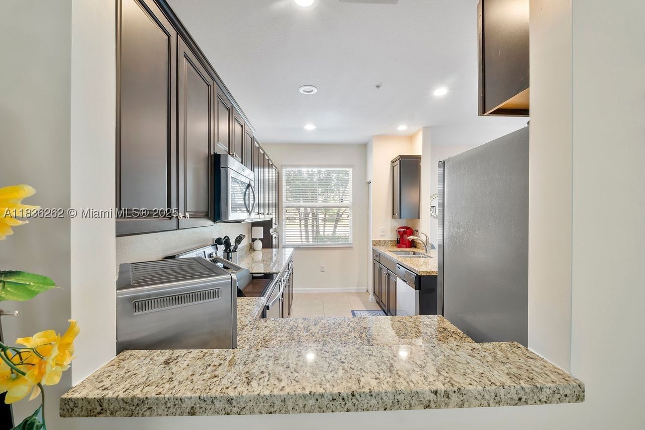 Real estate property located at 2851 Prospect Rd #1306, Broward, Tuscan Villas Condo, Tamarac, FL