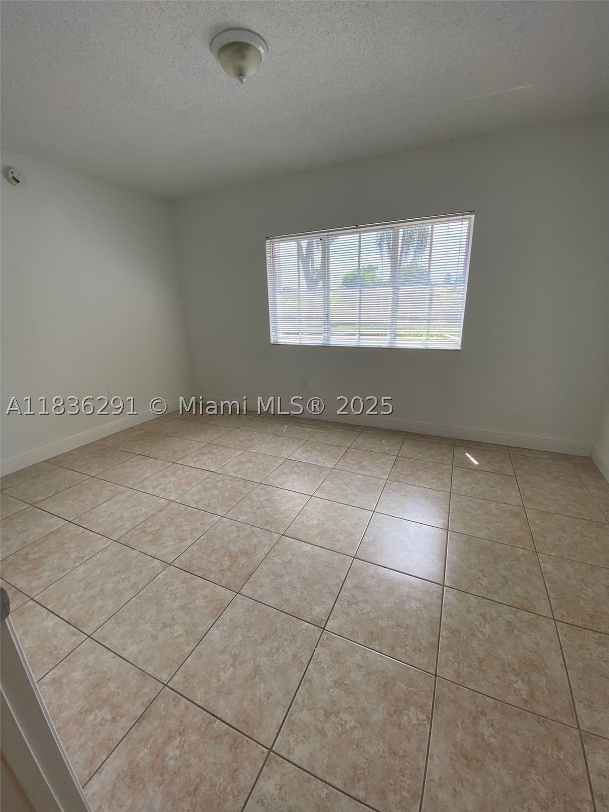 Real estate property located at 2452 Centergate Dr #103, Broward, Aventine At Miramar Condo, Miramar, FL