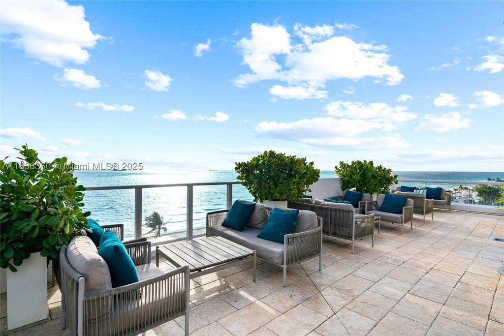 Real estate property located at 551 Fort Lauderdale Beach Blvd R1909, Broward, 551 Flb Condominium Resid, Fort Lauderdale, FL