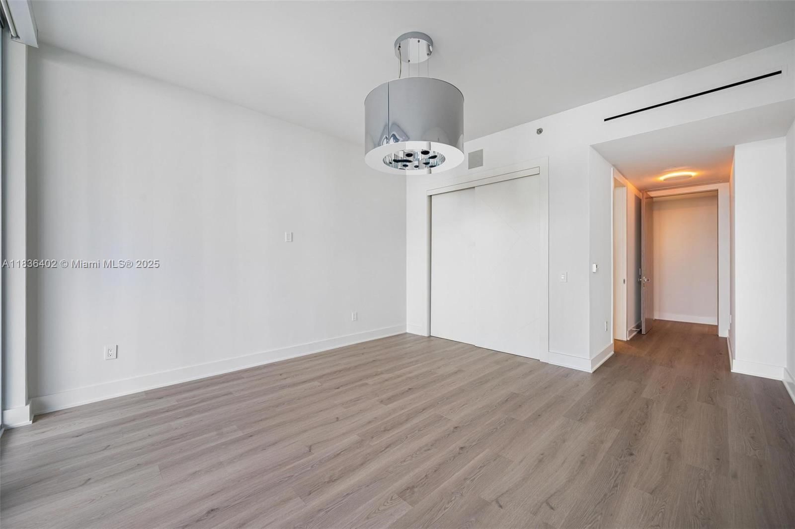 Real estate property located at 5959 Collins Ave #705, Miami-dade, The Residences At The Bath, Miami Beach, FL