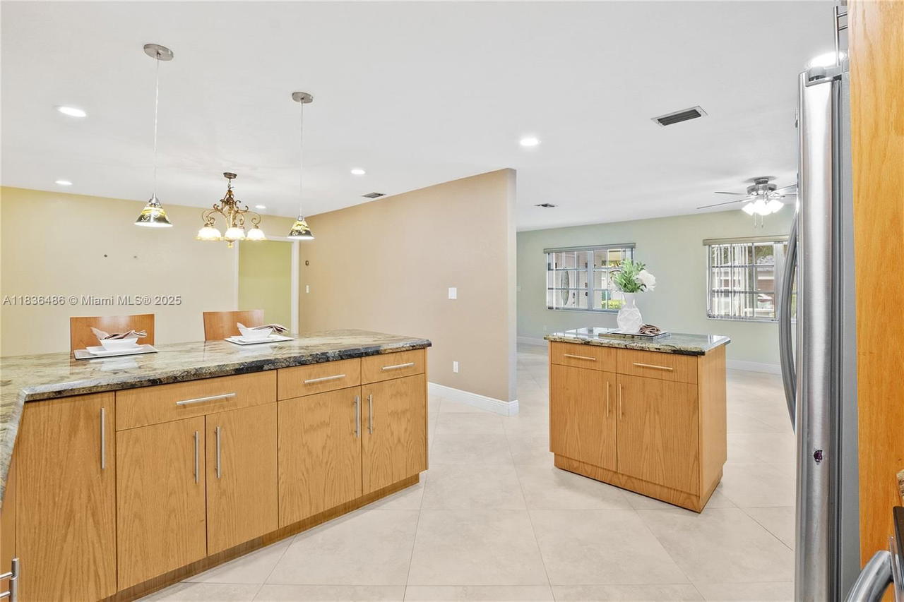 Real estate property located at 180 125th Ave, Broward, Melaleuca Isles, Plantation, FL