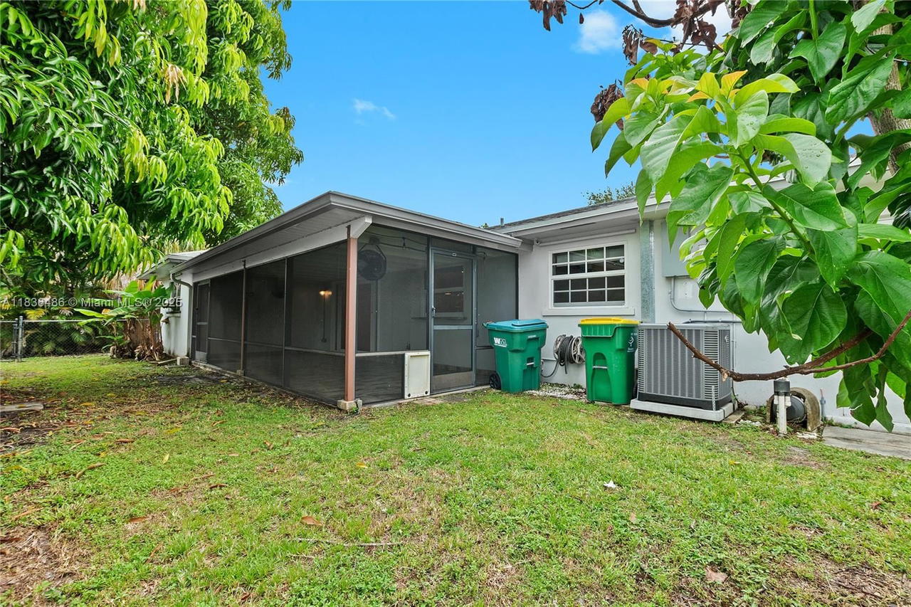 Real estate property located at 180 125th Ave, Broward, Melaleuca Isles, Plantation, FL