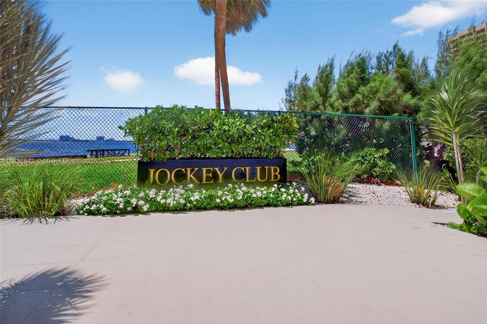 Real estate property located at 11111 Biscayne Blvd #2100, Miami-dade, Jockey Club Condo, Miami, FL