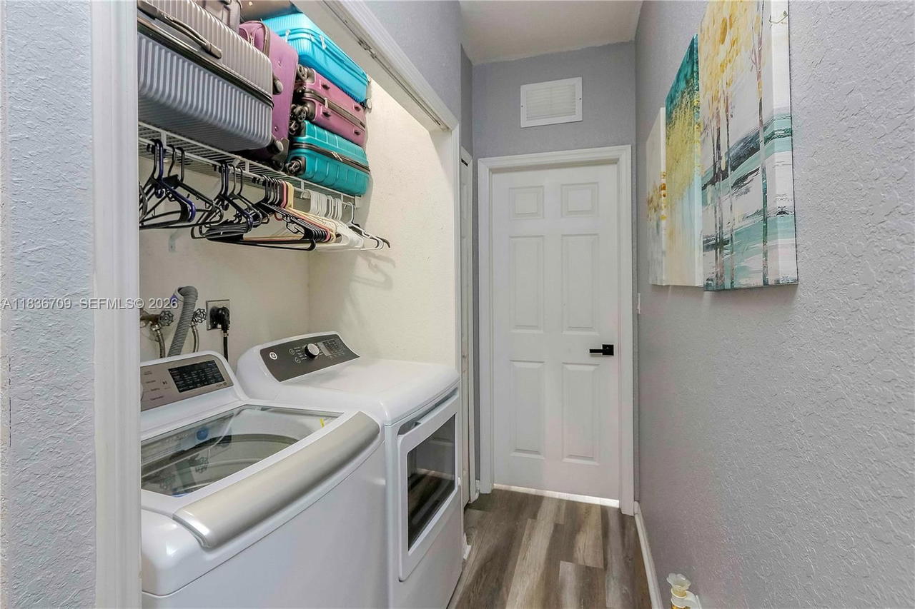 Real estate property located at 12548 126th Ave, Miami-dade, Kendall Breeze South, Miami, FL